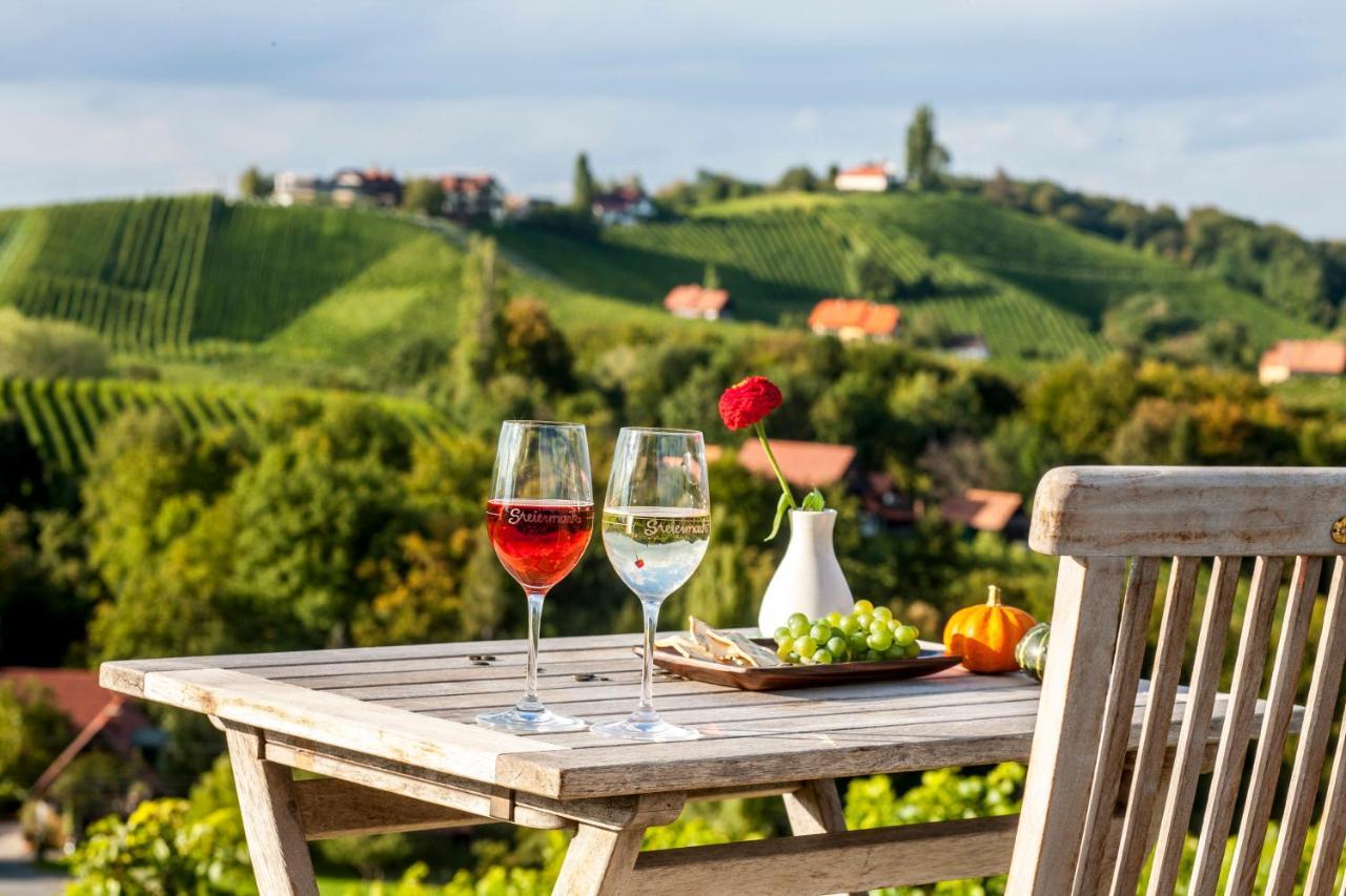 Appartamento Steirerloft Sankt Peter am Ottersbach Esterno foto