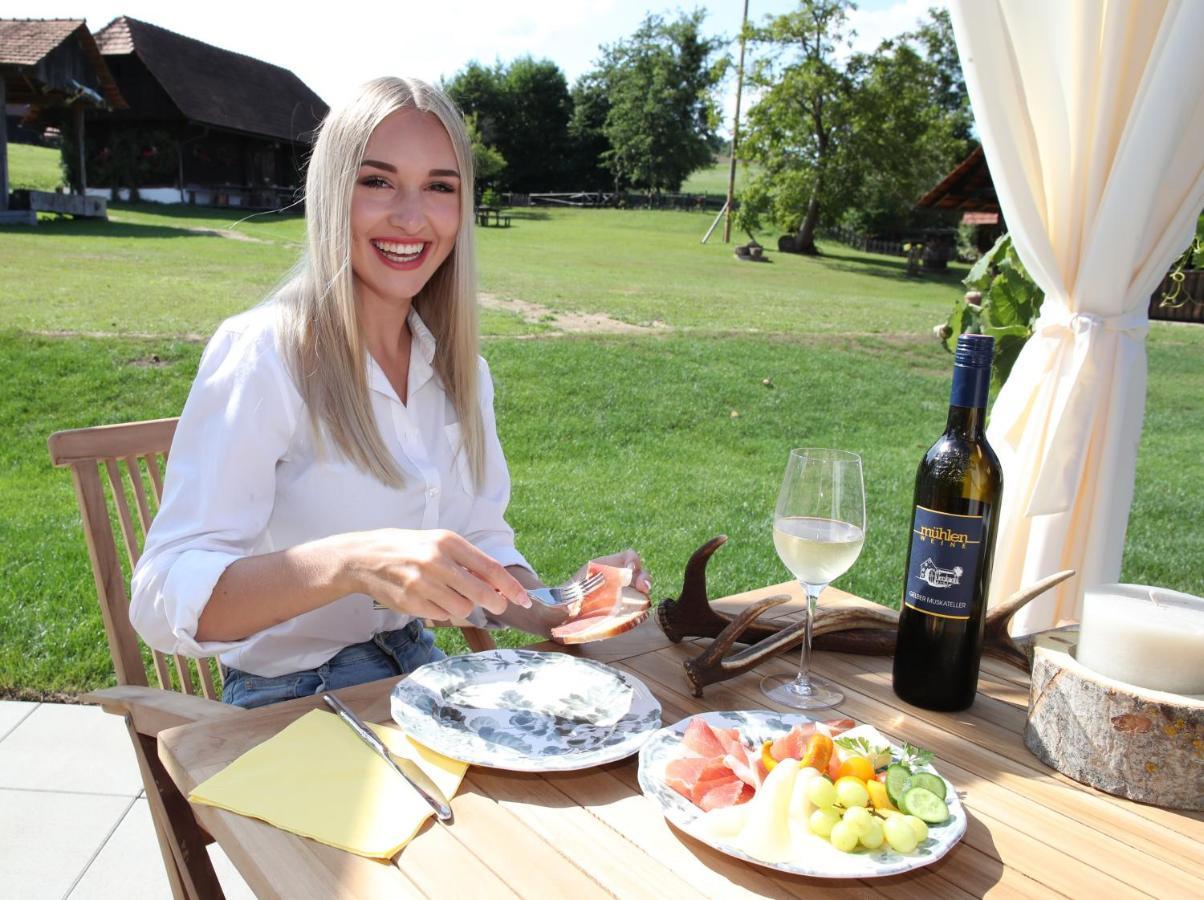 Appartamento Steirerloft Sankt Peter am Ottersbach Esterno foto